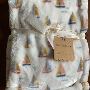 Mon Lapin Velvet Baby Blanket White Sailboats Plush Reverse 30" x 40" New