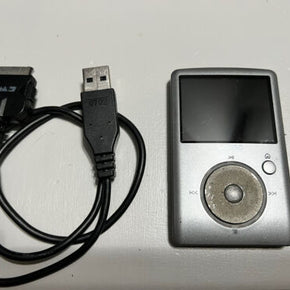 SanDisk Sansa Fuze Silver ( 8 GB ) Digital Media Player