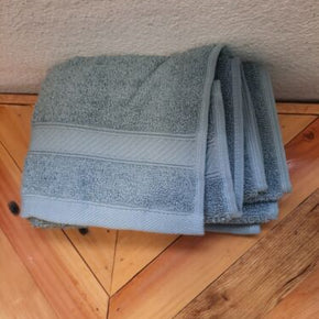 Wamsutta Hygro Duet Hand Towel in Glacier