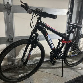 Mongoose standoff mountain bike 24 inch