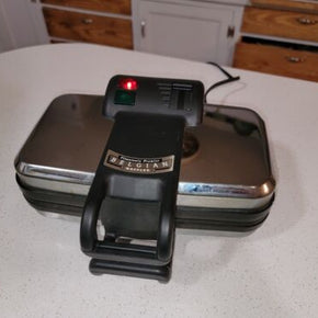 Vitantonio Premier Belgian Waffler Waffle Maker 1000 Watt Model 1550 Tested