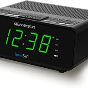 Emerson SmartSet Alarm Clock Radio with AM/FM Radio Dimmer Sleep Timer and .9"