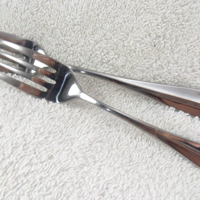 Savor Salad Fork Lot of 2 Oneida 18/0 Glossy Stainless Flatware