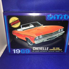 AMT 1/25 scale 1969 Chevelle SS 396 Convertible model car kit