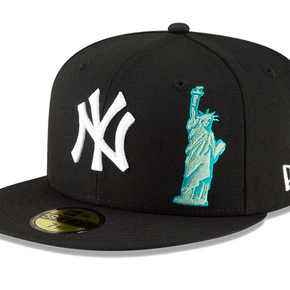 New Era 59Fifty New York NY Yankees Local Icon Fitted Hat  (Navy/Black) MLB Cap / Color Black / Size 7 1/2