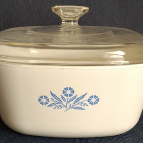 Corning Ware ~ “Blue Cornflower” ~ 2½-Quart CASSEROLE DISH with CLEAR PYREX LID